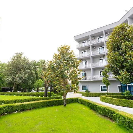 Tragjasi 3* 奥里库姆