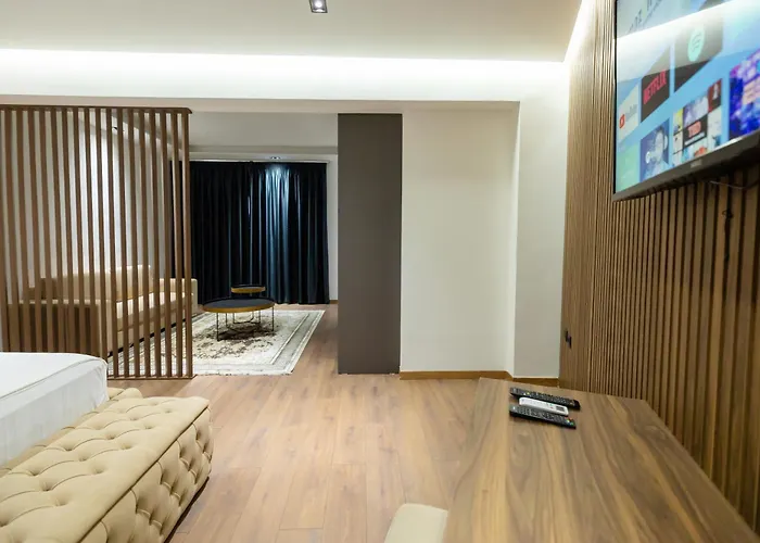 Hotel Tragjasi 3*