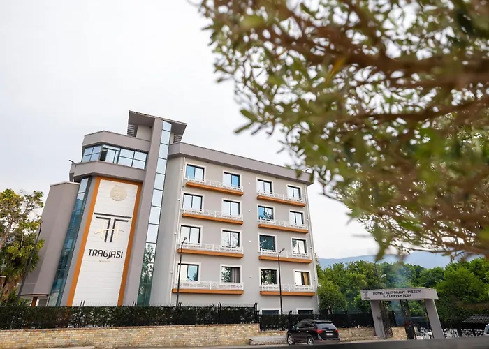 Hotel Tragjasi 3*